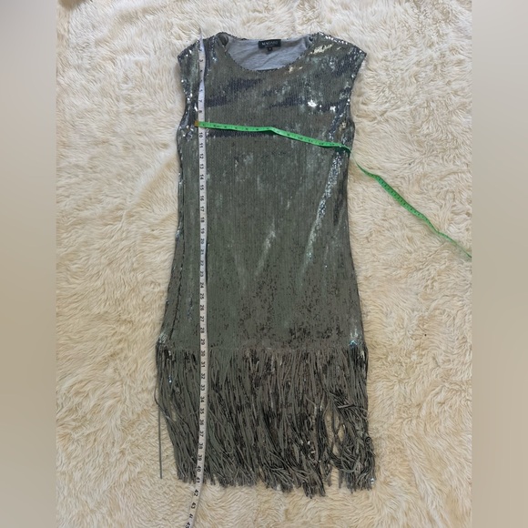 MAGARI Italian Made Sequin Silver w/Tassles Dress Size Small - Picture 7 of 9